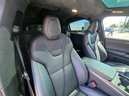 Used 2023 Tesla Model X AWD/4WD image 58