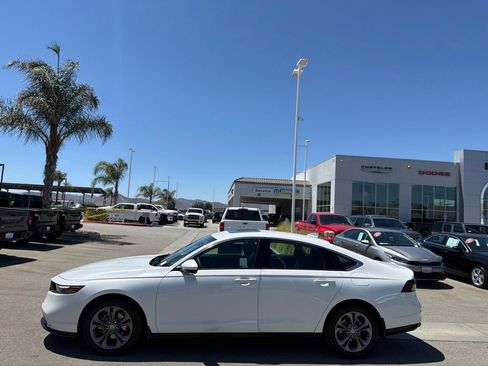 Used 2024 Honda Accord EX image 5