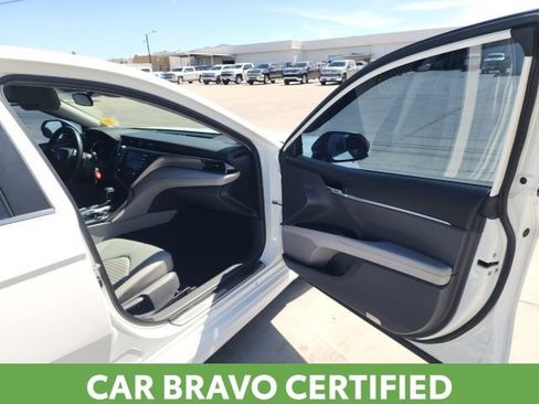 Used 2019 Toyota Camry SE w/ Protection Package (Q2) FWD image 22