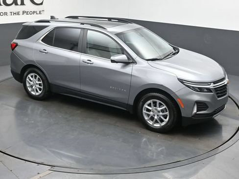 Used 2023 Chevrolet Equinox LT FWD image 49