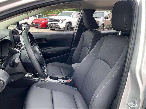 Used 2024 Toyota Corolla LE image 8