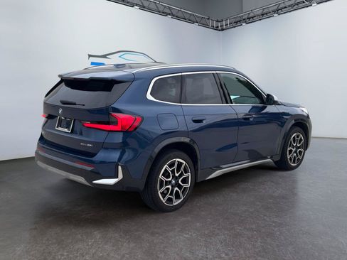 Used 2023 BMW X1 xDrive28i w/ Premium Package AWD/4WD image 3