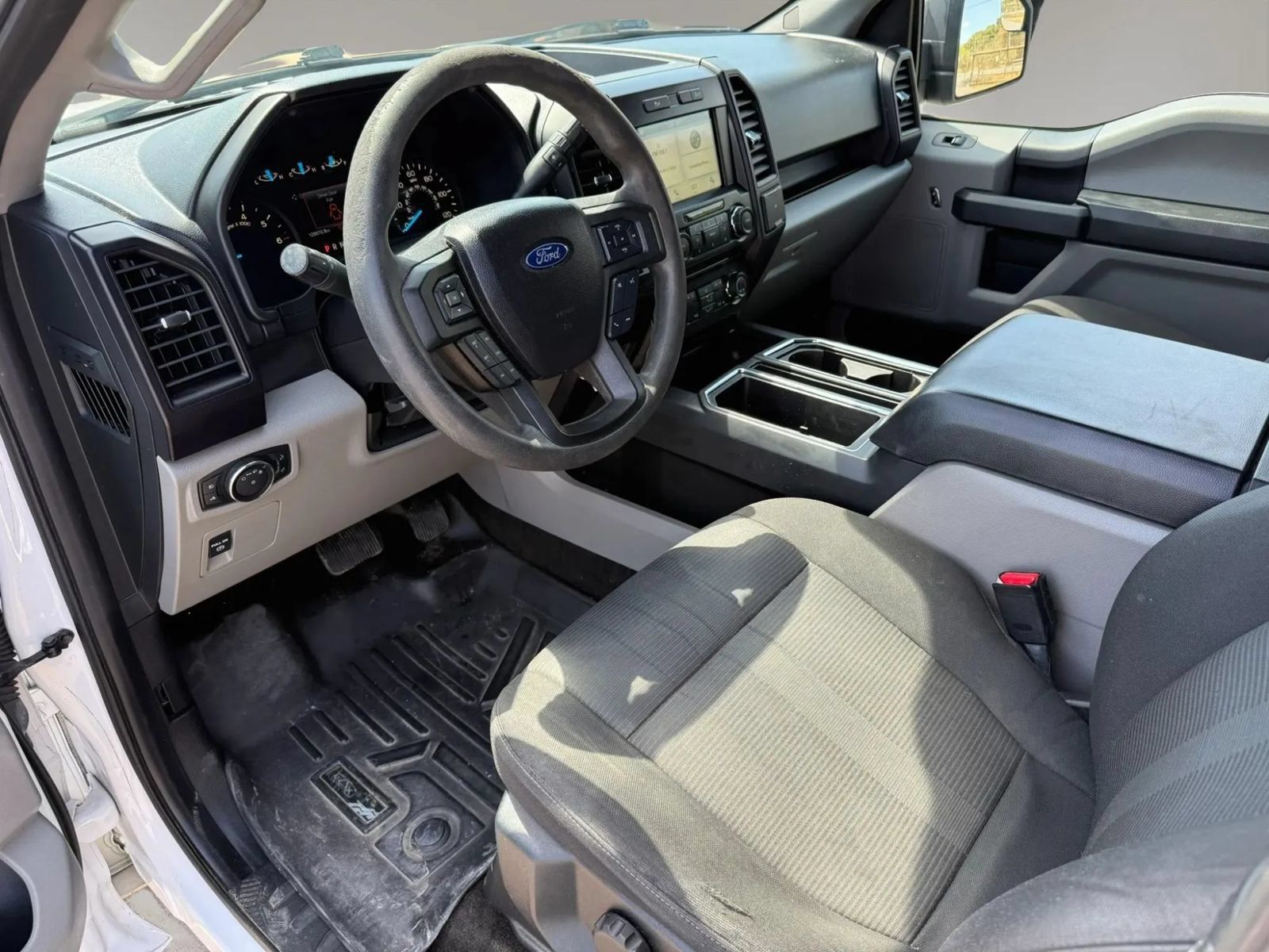 Used 2017 Ford F150 XL w/ Equipment Group 101A Mid RWD image 14