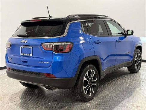 Certified 2022 Jeep Compass Limited w/ Sun and Sound Group image 6