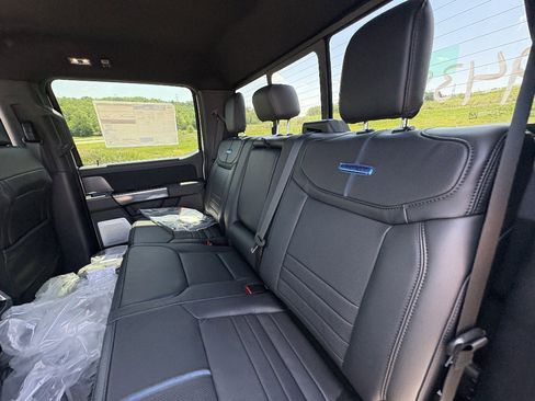 New 2026 Ford F350 Platinum w/ Tremor Off-Road Package AWD/4WD image 19