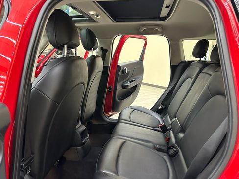 Used 2019 MINI Cooper Countryman image 31