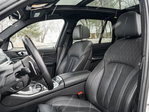 Used 2023 BMW X5 M50i w/ Executive Package image 17