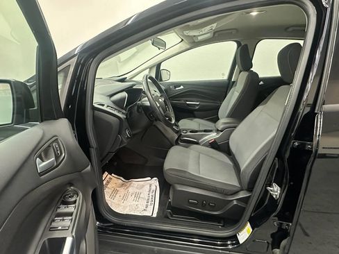 Used 2018 Ford C-MAX SE w/ Interior Protection Package image 40