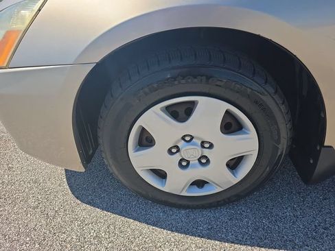 Used 2006 Honda Accord LX image 17