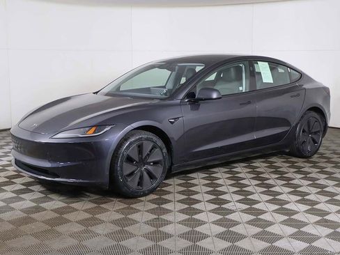 Used 2025 Tesla Model 3 Long Range RWD image 11