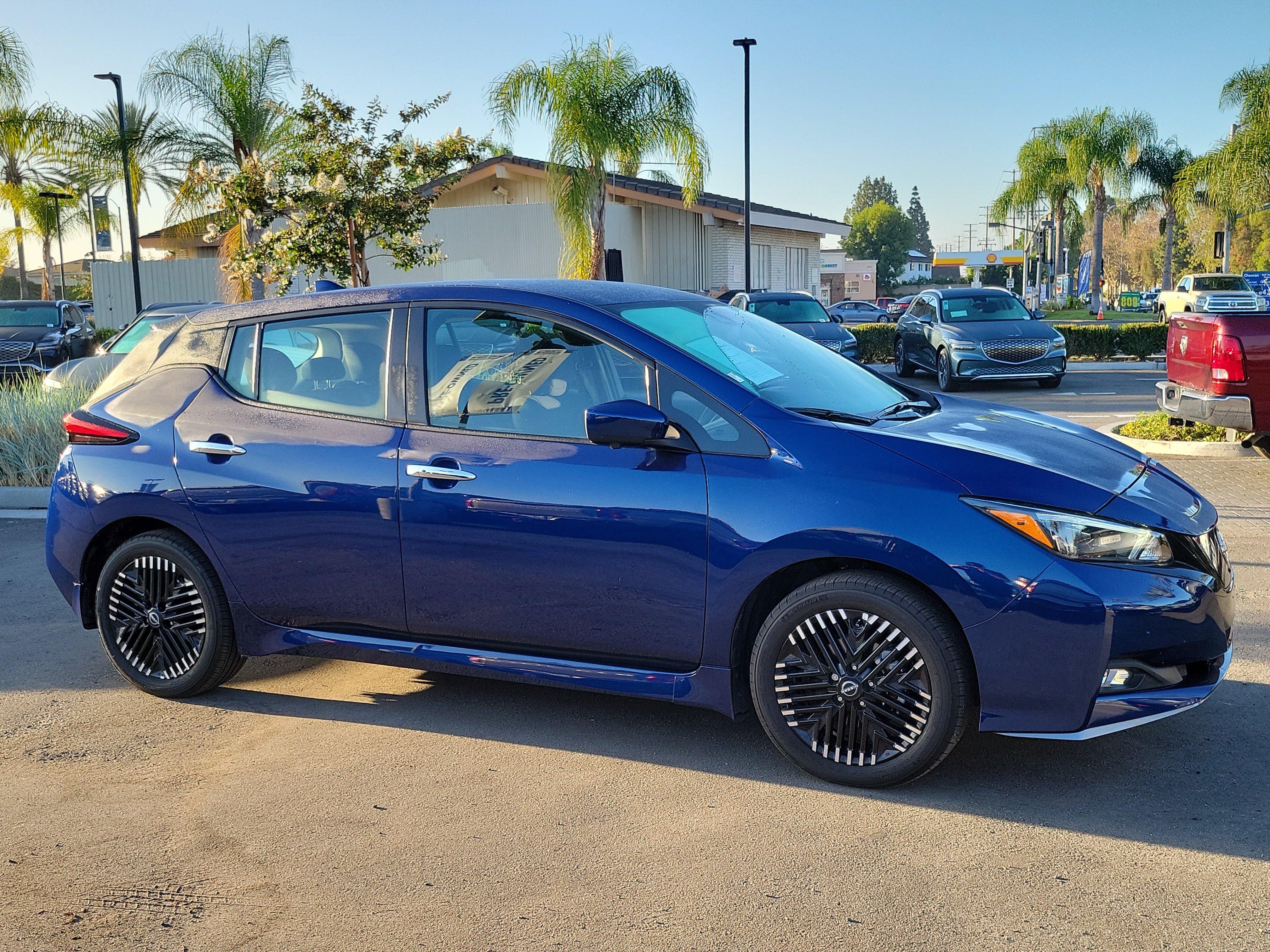 Used 2025 Nissan Leaf SV Plus FWD image 7