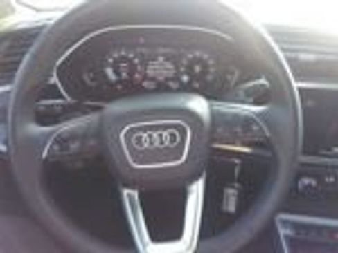 Used 2025 Audi Q3 2.0T Premium AWD/4WD image 17