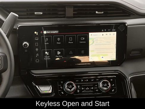 Used 2026 GMC Sierra 2500 AT4X image 16