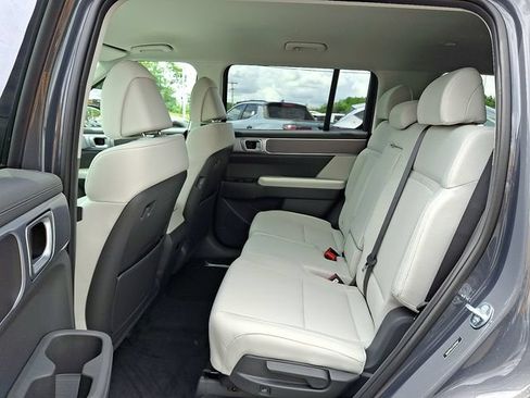 New 2026 Hyundai Santa Fe SE FWD image 5