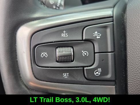 Used 2024 Chevrolet Silverado 1500 LT Trail Boss w/ LT Trail Boss Premium Package AWD/4WD image 29