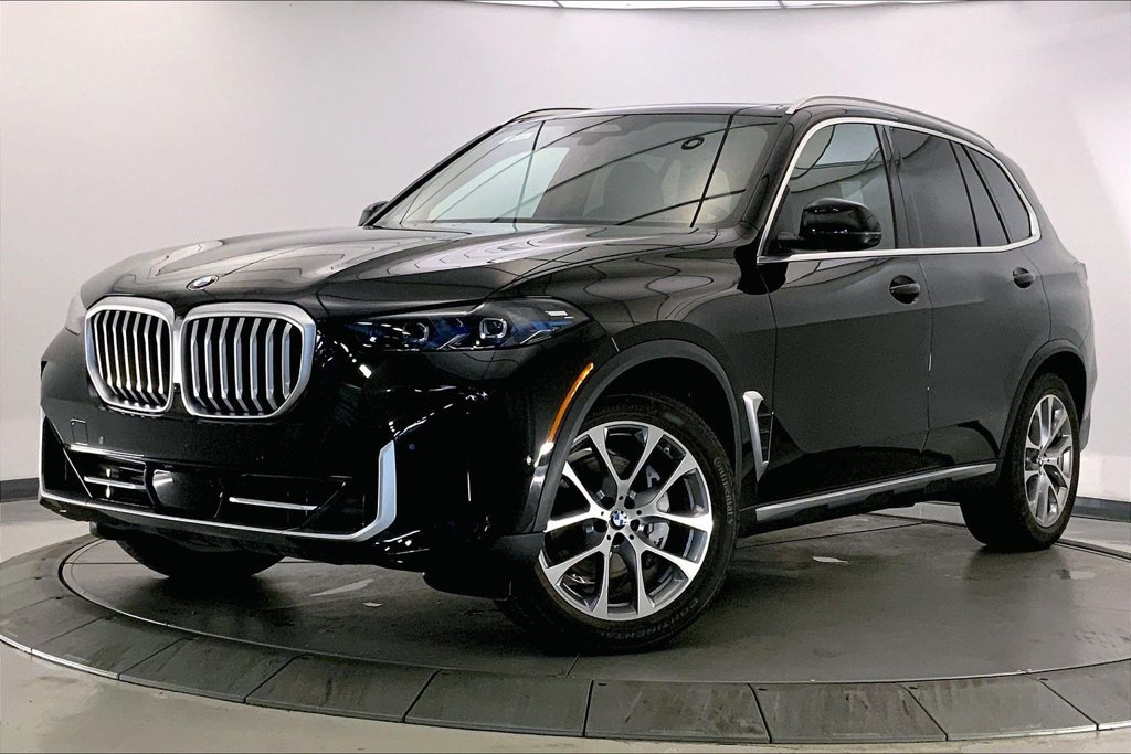Certified 2026 BMW X5 xDrive40i w/ Premium Package AWD/4WD image 11