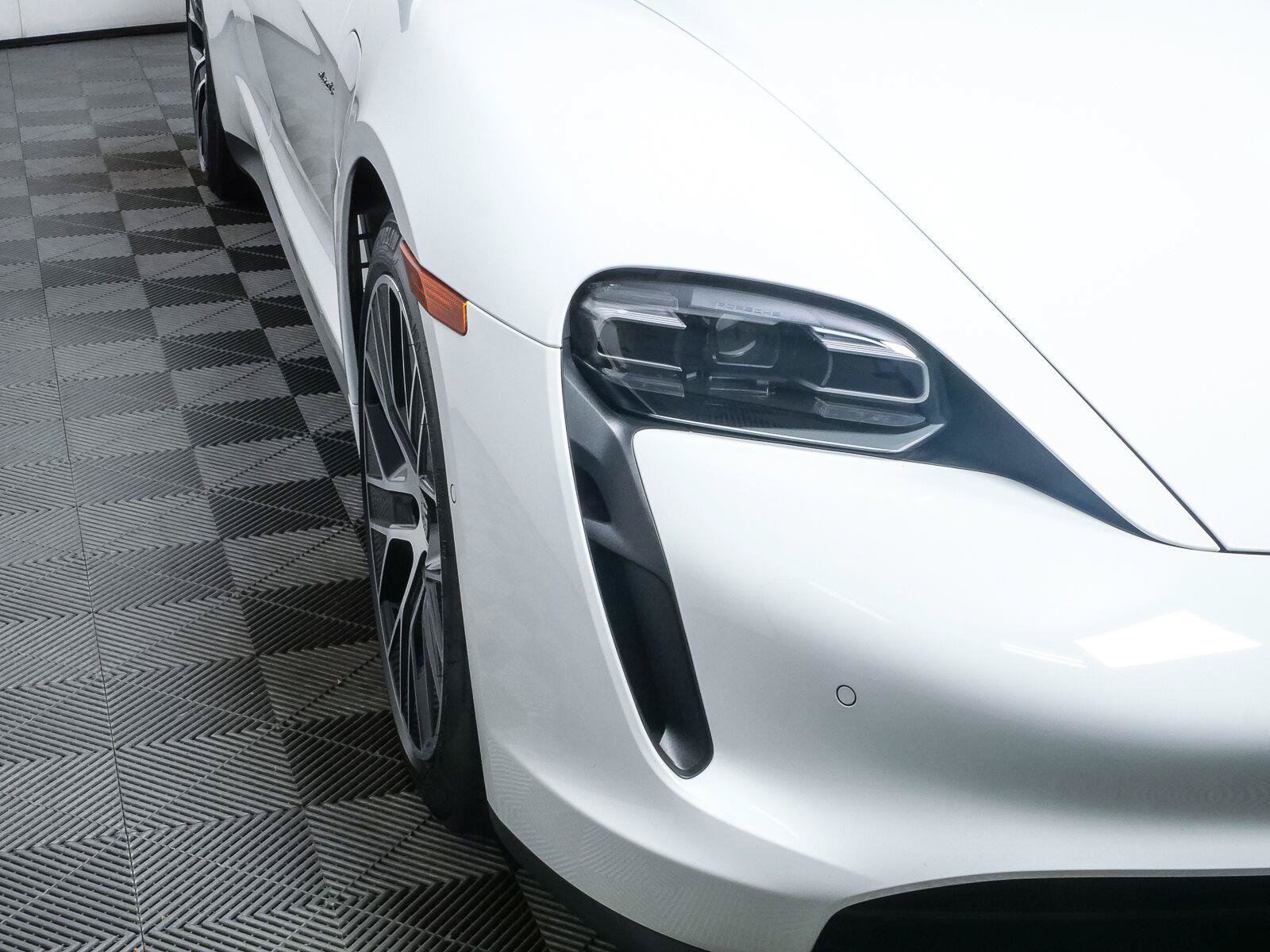 Certified 2024 Porsche Taycan RWD image 38