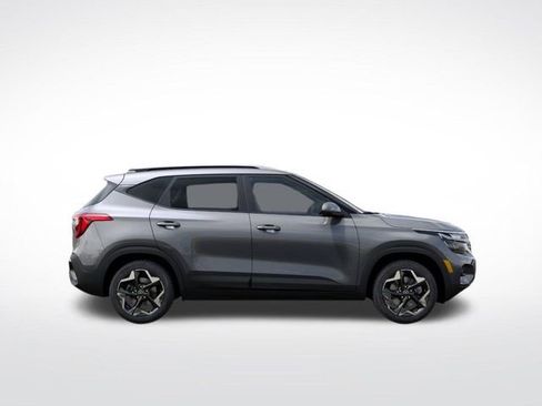 Certified 2026 Kia Seltos S AWD/4WD image 7