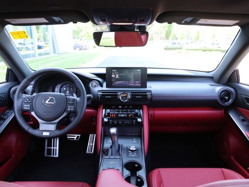 Used 2025 Lexus IS 350 F Sport RWD image 17