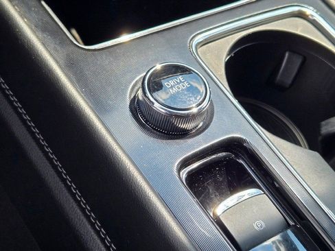 Used 2022 Lincoln Corsair AWD w/ Equipment Group 101A image 27