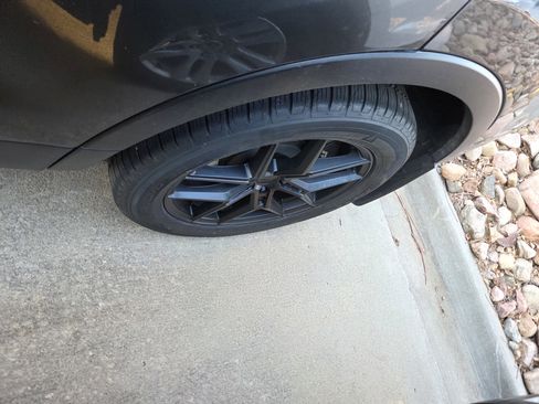 Used 2018 Ford Explorer Sport w/ Equipment Group 401A image 10