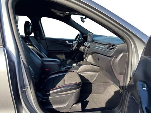 Used 2024 Ford Escape ST-Line w/ Equipment Group 301A image 17