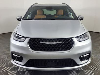 New 2026 Chrysler Pacifica Pinnacle