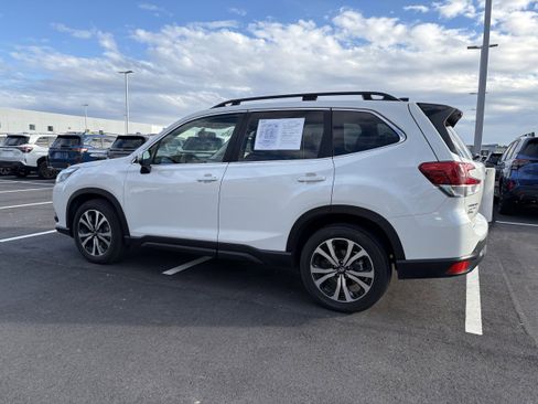 Certified 2024 Subaru Forester Limited image 5