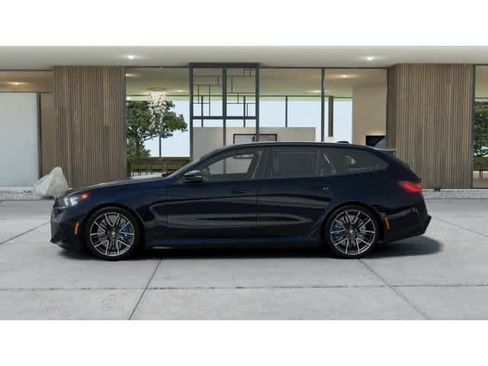 New 2027 BMW M5 Touring AWD/4WD image 4