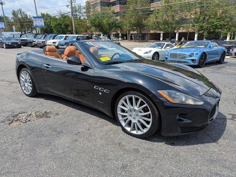 Used 2011 Maserati GranTurismo Convertible RWD image 36
