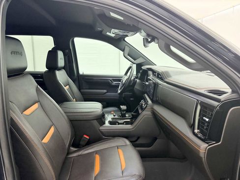 Used 2023 GMC Sierra 1500 AT4 image 21