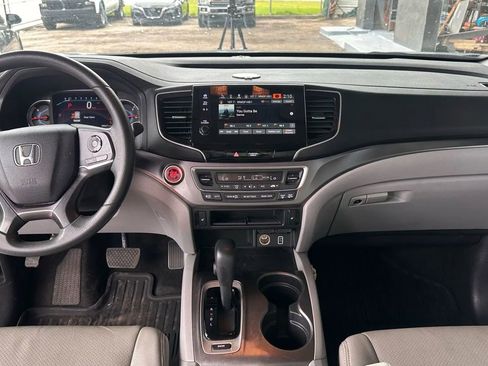 Used 2019 Honda Pilot EX image 14
