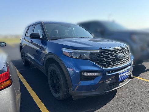Used 2022 Ford Explorer ST w/ ST Street Pack AWD/4WD image 2