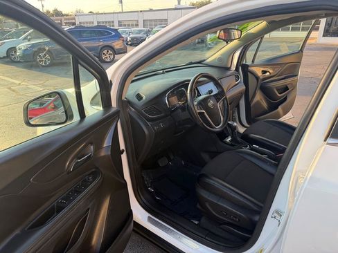 Used 2019 Buick Encore Preferred FWD image 9