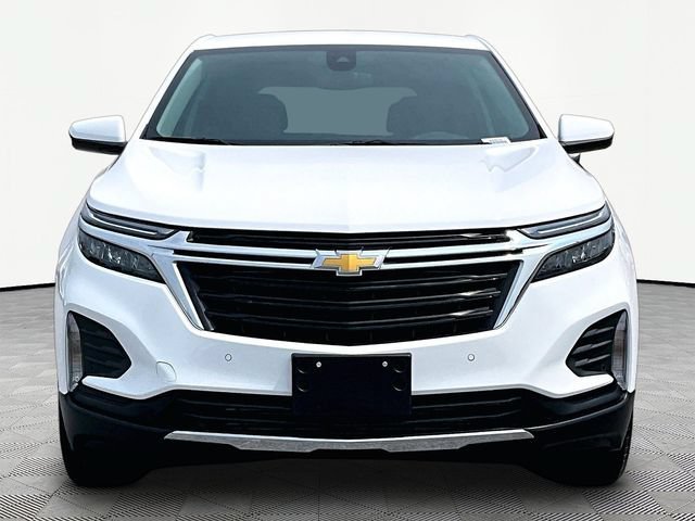 Used 2024 Chevrolet Equinox LT FWD image 2