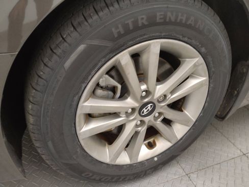 Used 2015 Hyundai Sonata SE w/ Option Group 09 FWD image 31