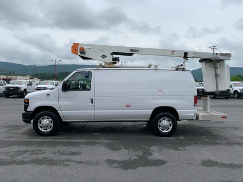 Used 2013 Ford E-350 and Econoline 350 Super Duty image 4