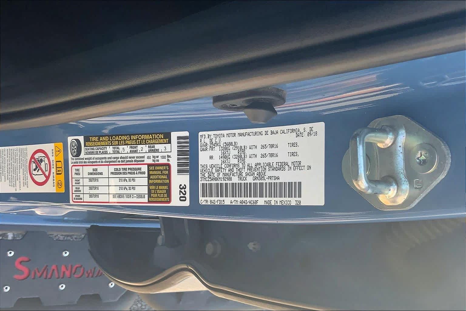 Used 2019 Toyota Tacoma TRD Off-Road w/ Technology Package AWD/4WD image 31