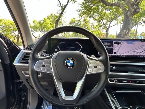 Used 2025 BMW X7 xDrive40i AWD/4WD image 20