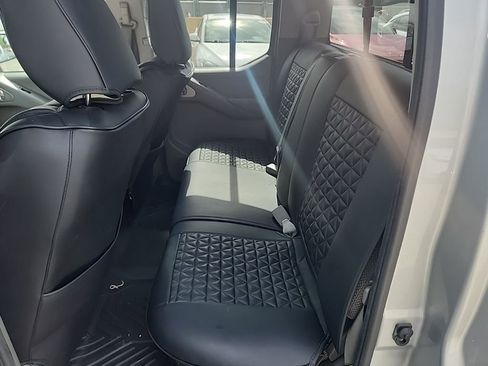 Used 2014 Nissan Frontier SV w/ SV Value Truck Package image 11