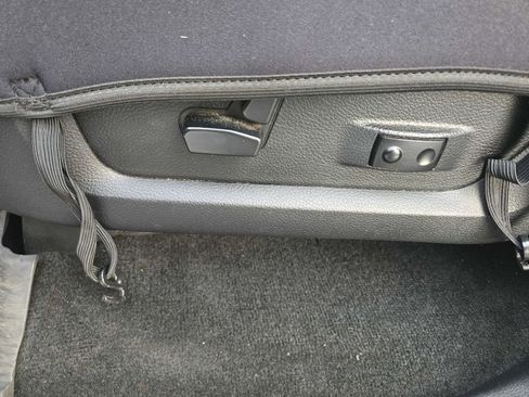 Used 2014 RAM 1500 Outdoorsman image 14