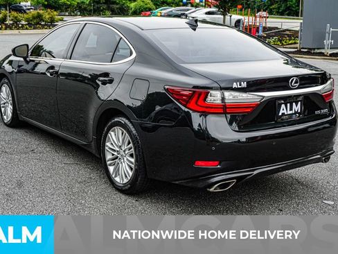 Used 2017 Lexus ES 350 w/ Premium Package FWD image 4