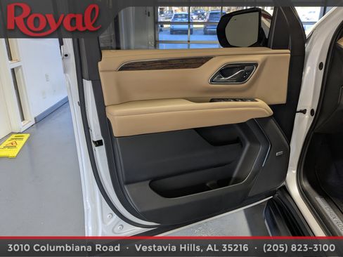 Used 2024 Chevrolet Tahoe Premier image 19