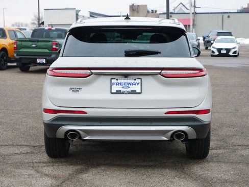 Used 2024 Lincoln Corsair Reserve image 4