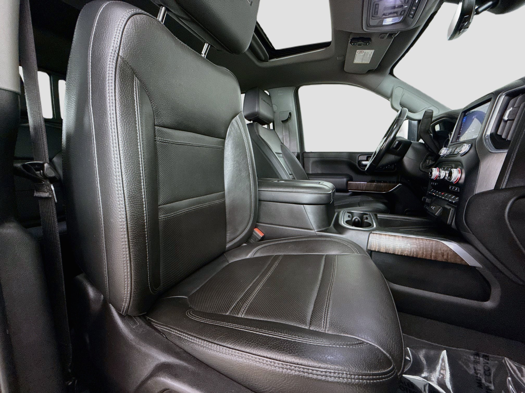 Used 2022 GMC Sierra 3500 Denali w/ Denali Black Diamond Edition AWD/4WD image 31