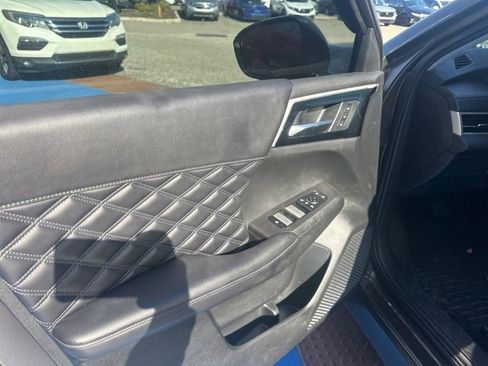 Used 2024 Mitsubishi Outlander SEL Black Edition image 13