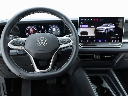 New 2026 Volkswagen Tiguan SE image 20