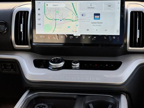 New 2025 Ford Expedition Max Active image 9