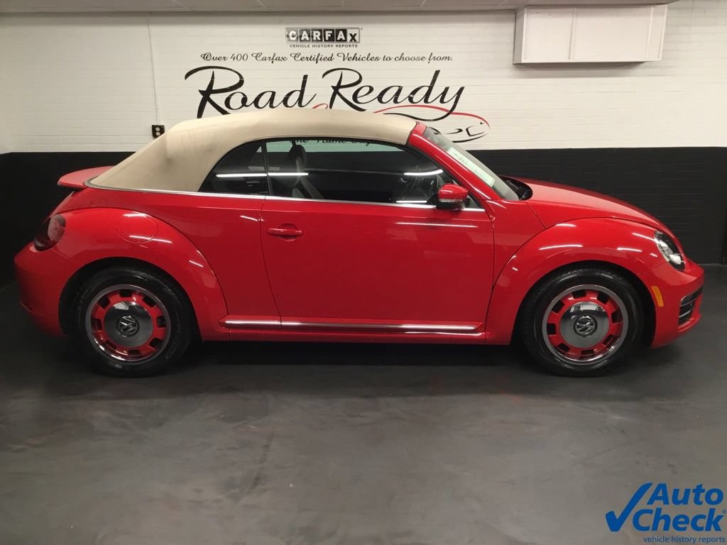 Used 2018 Volkswagen Beetle 2.0T Coast FWD image 12