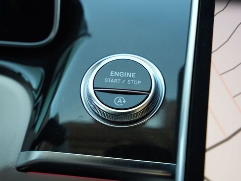 Used 2022 Mercedes-Benz S 580 4MATIC Sedan image 13
